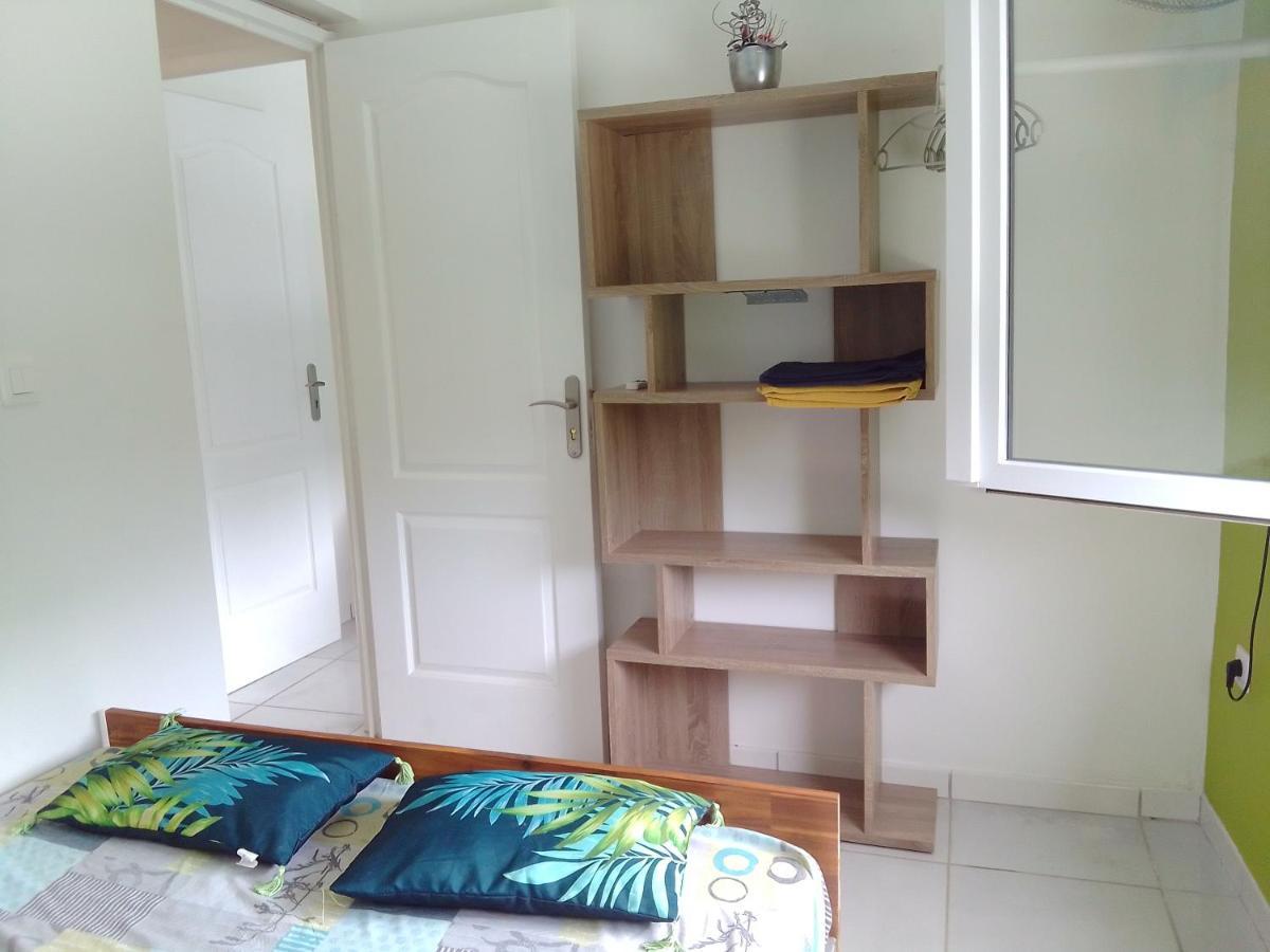 Logement La Poulette Rivière-Pilote Buitenkant foto